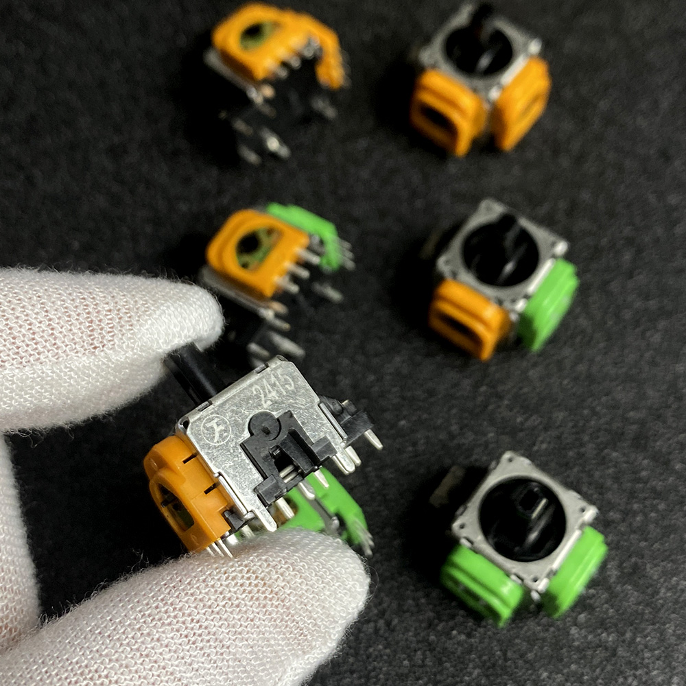 2 個交換ホール効果ジョイスティック 3D アナログセンサー - 3D Printing Xbox Controller のレビューと価格